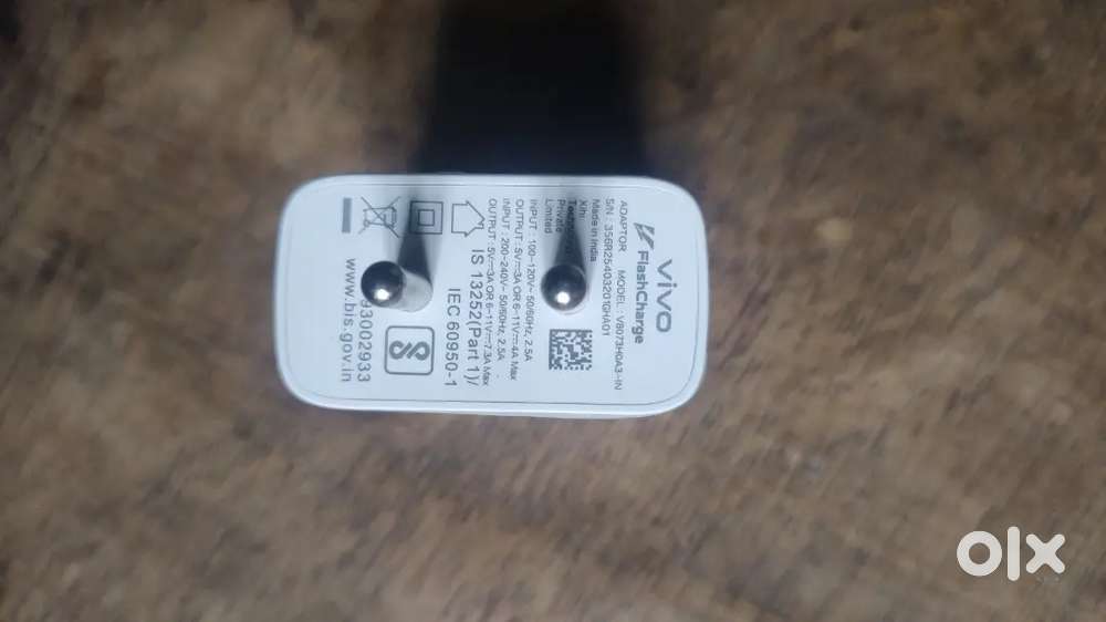 VIVO FlashCharge MODEL:V8073H0A3
