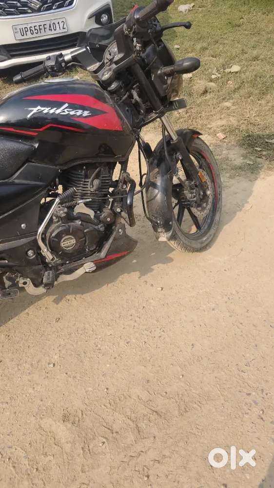 Mujhe apni gadi bechni hai