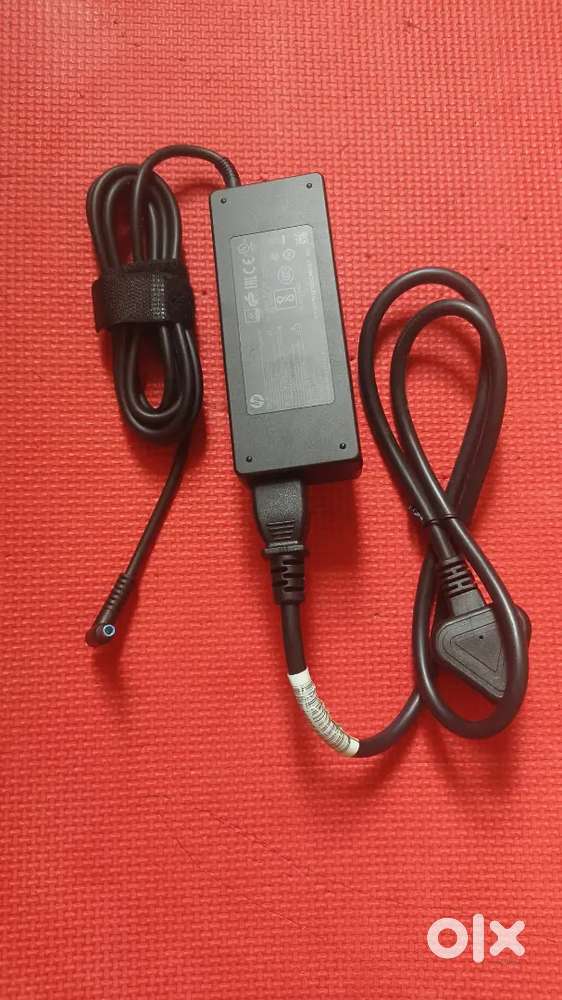 HP 65W laptop charger new condition
