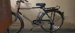 New cycle only 5 din ki use ki hui hai cycle jis brands ki hai vo hai