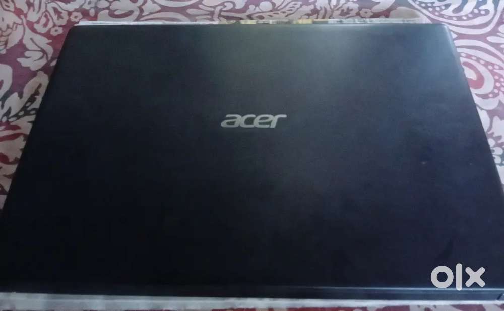 ACER ASPIRE LAPTOP FOR SALE 3 YEARS USED FOR 12000 RS
