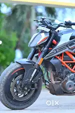 Duke 250 bs6