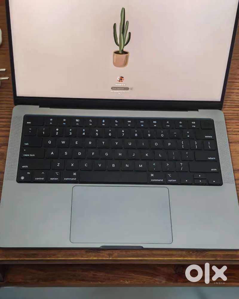 Macbook pro 14 inch 16GB 1tb SSD - under warranty oct 2026