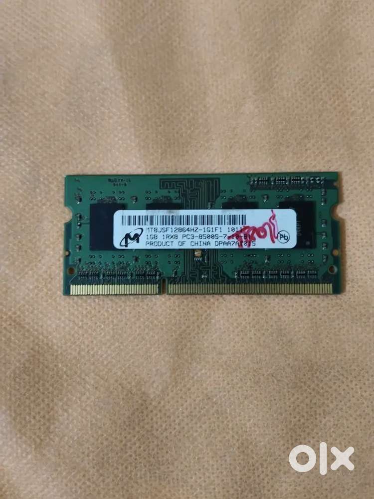 Samsung 4GB + 1GB DDR3 SODIMM RAM