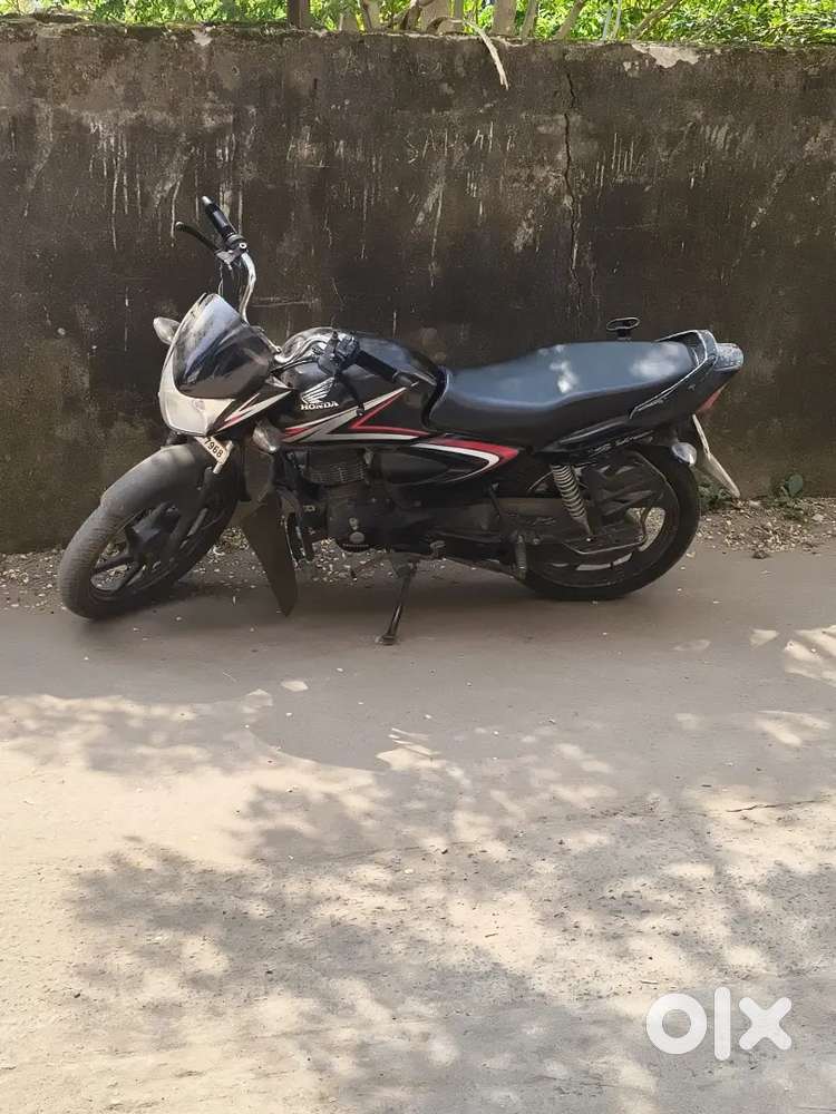 Shine bike hai kandisan na. 1 hai