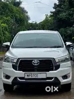 Toyota Innova Crysta 2.8 Z, 2016, Diesel