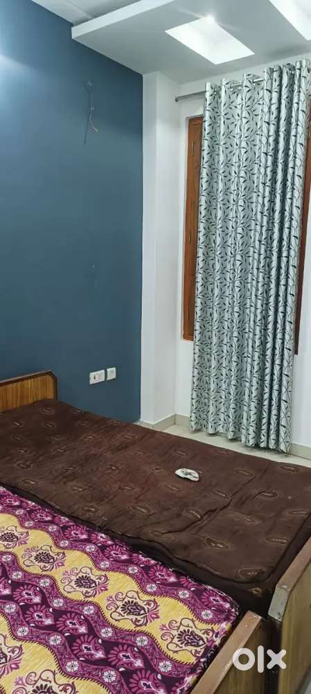 AC room available, fully furnished , gomti nagar