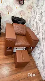 Unisex salon to takeover and start immediately with all the products