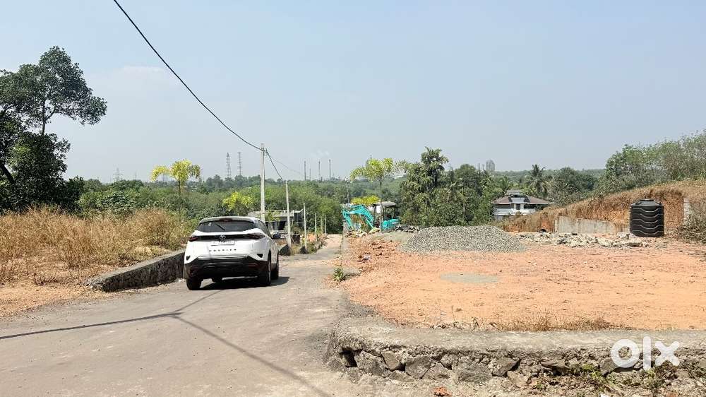 5-15 cents Premium House Plots with all facilities