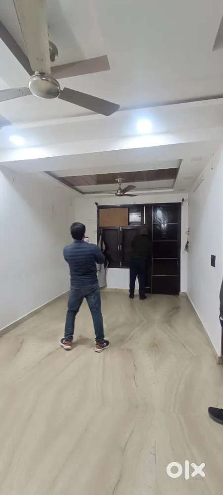 2 BHK Well Maintained Flat For Sale In Sector 8 Rohini