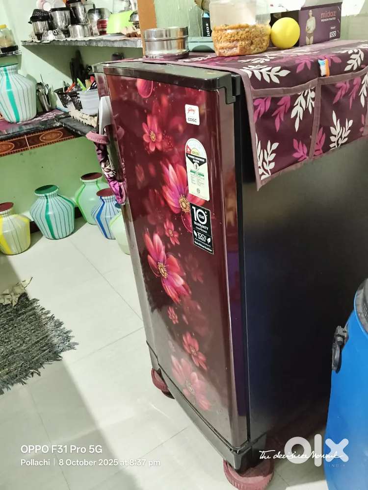 Fridge  brand new Godrej 183 ltr