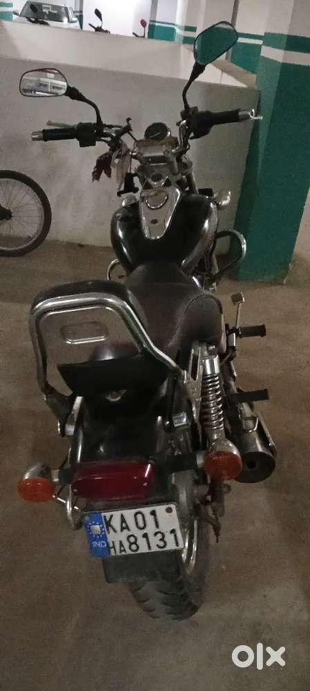 Bajaj Avenger excellent condition