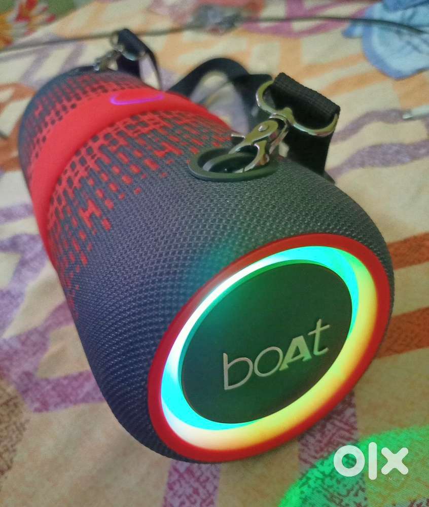 boat speaker 1200 stone 11 month old brand new condition