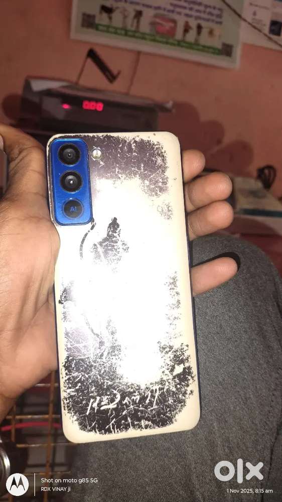 Pop 5 LTE 2 SAAL KA HO GAYA HAI SCREEN PER KOI DEFECT NAHIN HAI