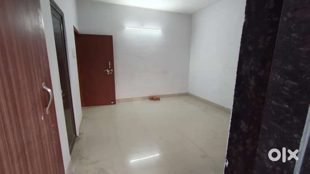 2bhk flat for rent prime location