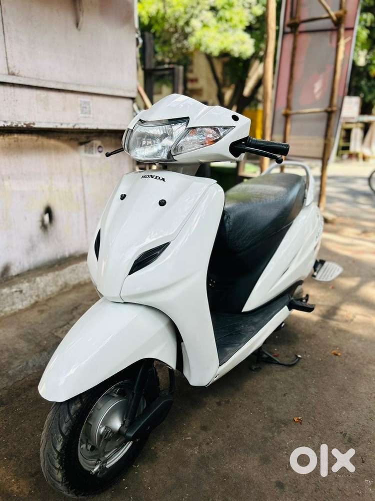 Excellent condition Single hand use