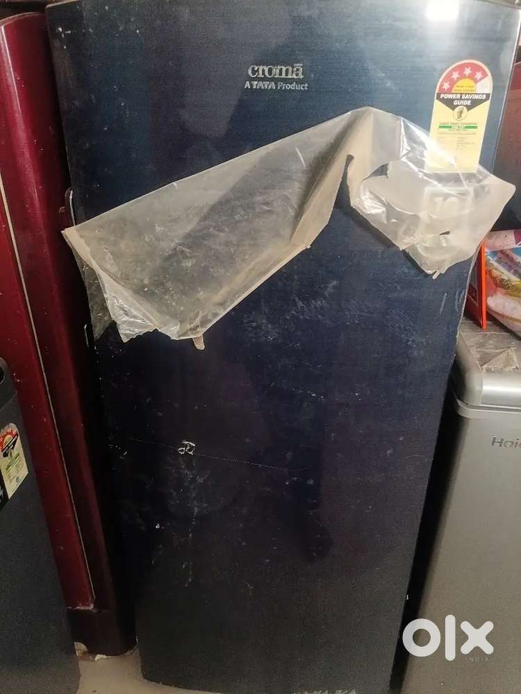 Croma is Tataproduct.Its single door fridge .It's volume is 206 liters