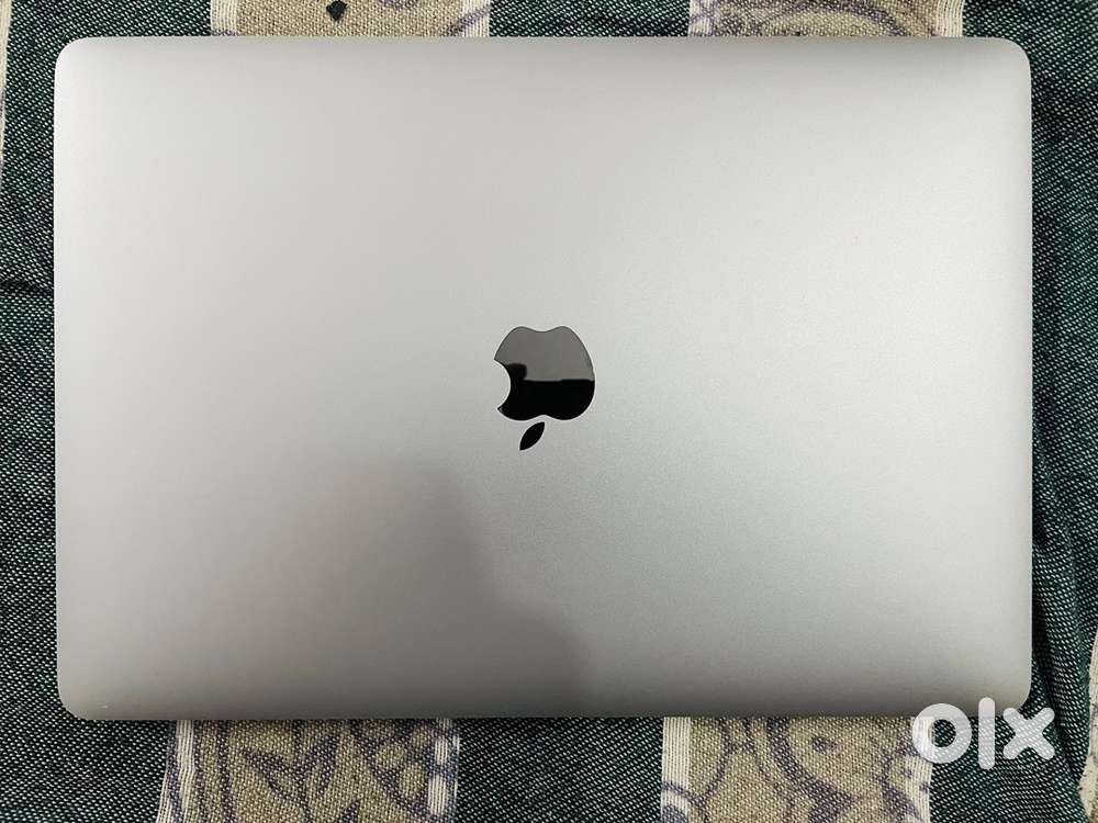 Apple MacBook Pro 2019 (Touch Bar, Two Thunderbolt 3 ports)