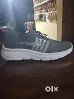 Sport shoes light weight