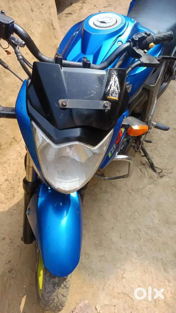 Suzuki gixxer
