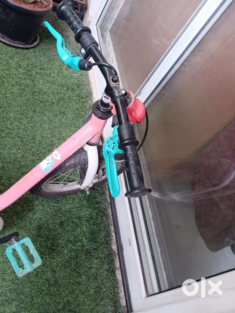 New Decathlon BTwin 14 inch cycle for sale