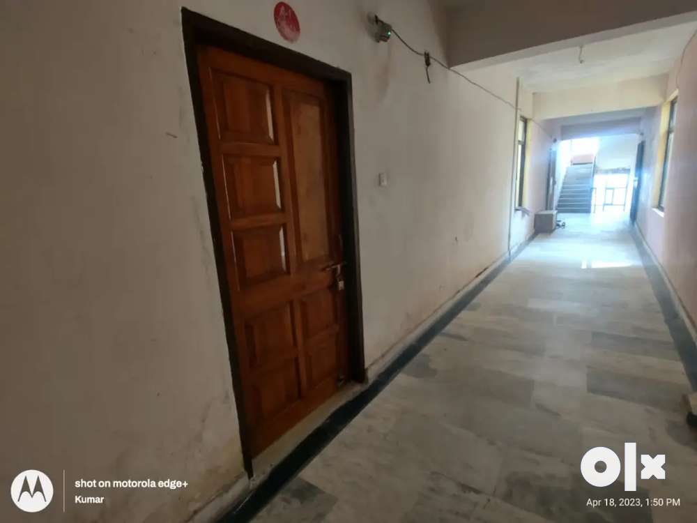 3 bhk flat available for rent from April first week.