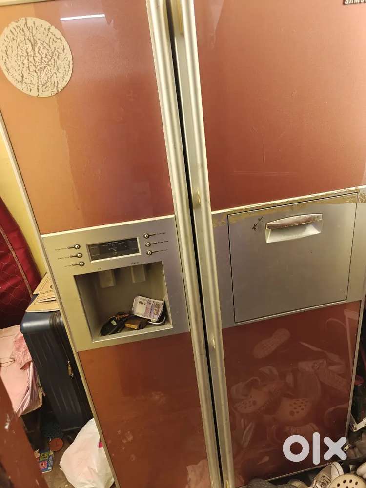 Urgent Refrigerator samsung side by side urgent sale