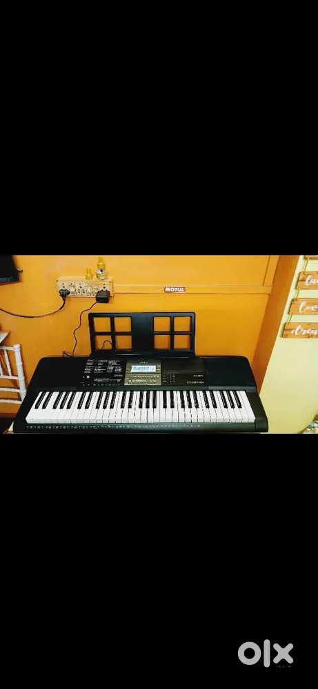 Casio CT- X870IN 61 keys Keyboard with Carry case and Stand