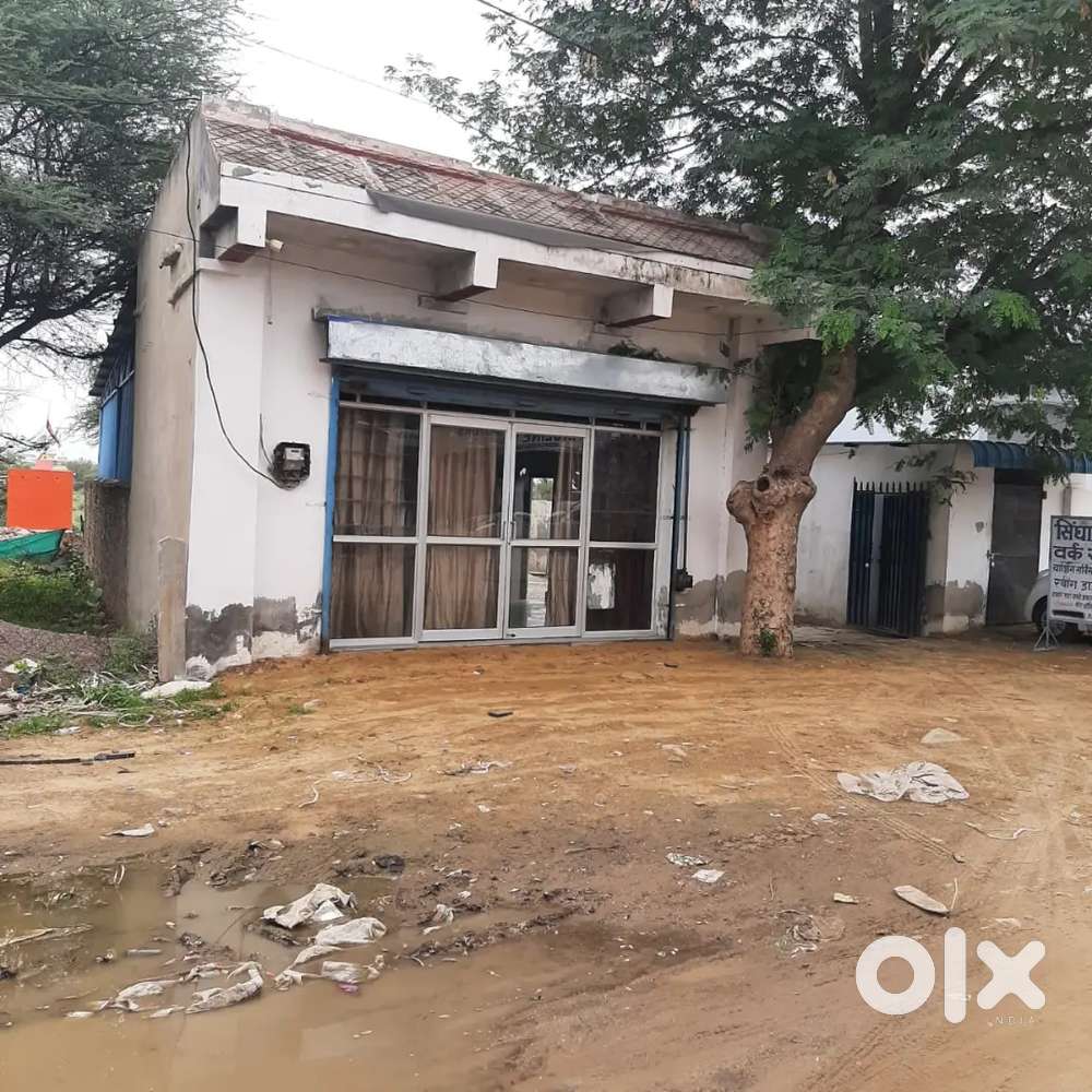 Car workshop for rent