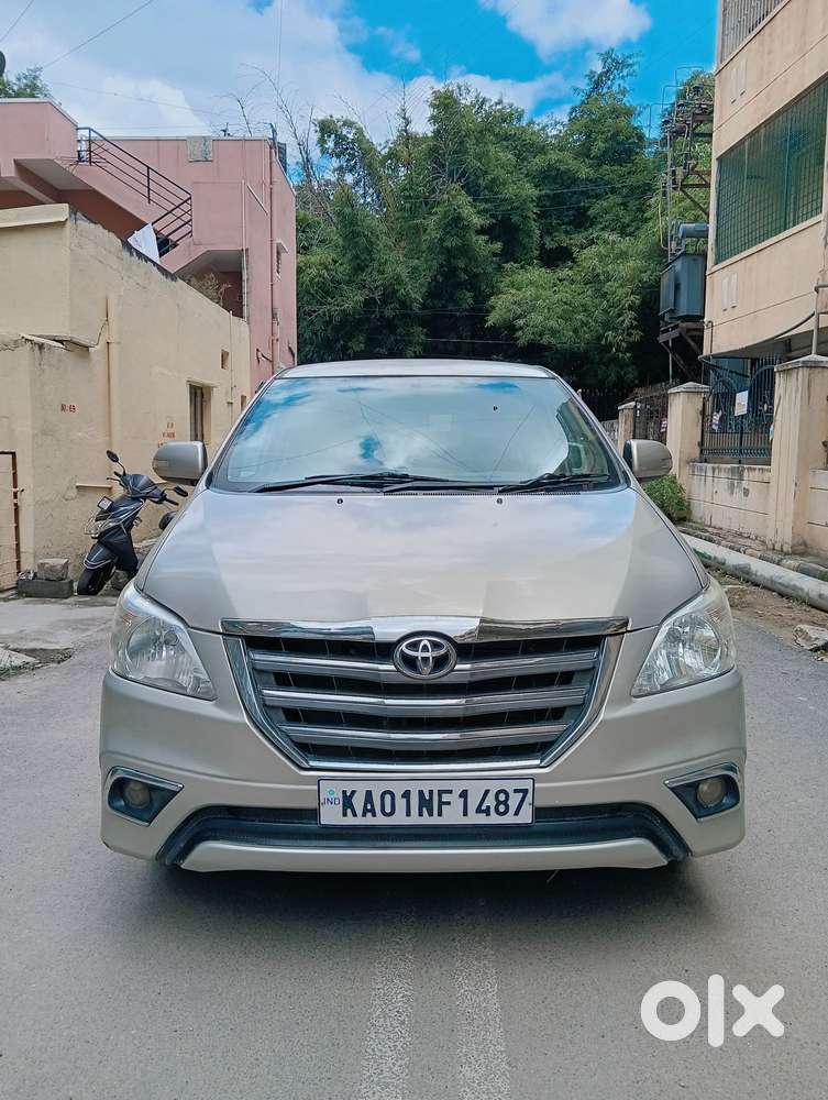 Toyota Innova [2013-2016] 2.5 V Diesel 7 STR, 2014, Diesel