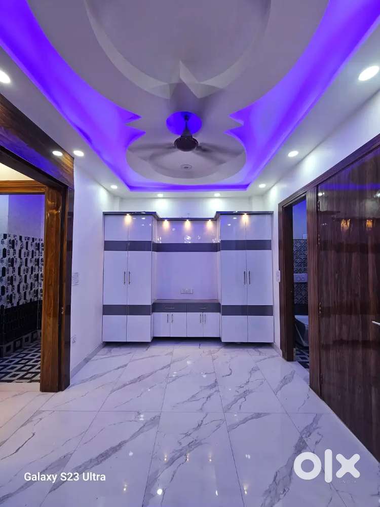 60gaj 2bhk with lift car parking common roof