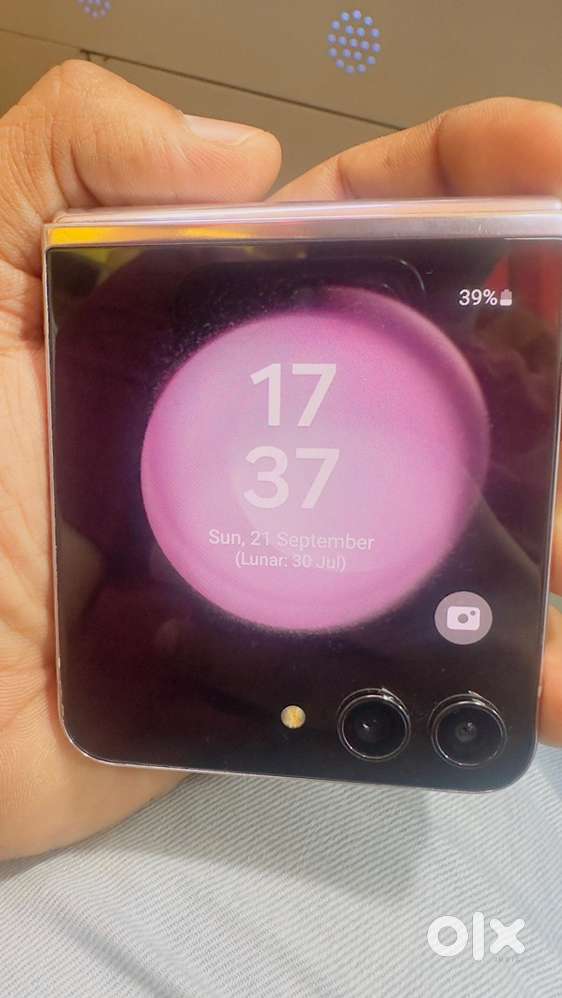 Samsung flip 5  8/256 gb