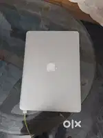 Apple Mac book Air. Not a single scratch. Rarely used good condition