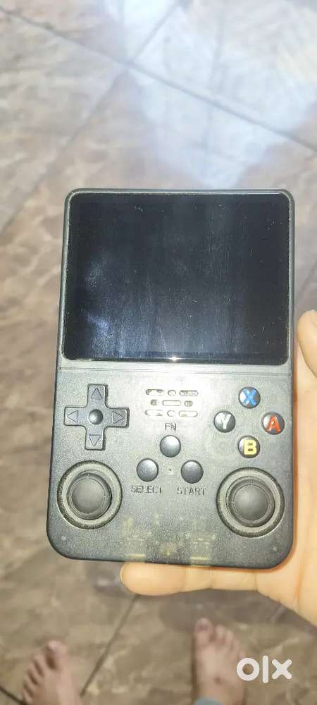 R36s gaming console with 21570 games