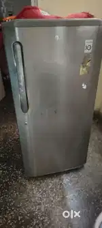LG Refrigerator in excellent working condition