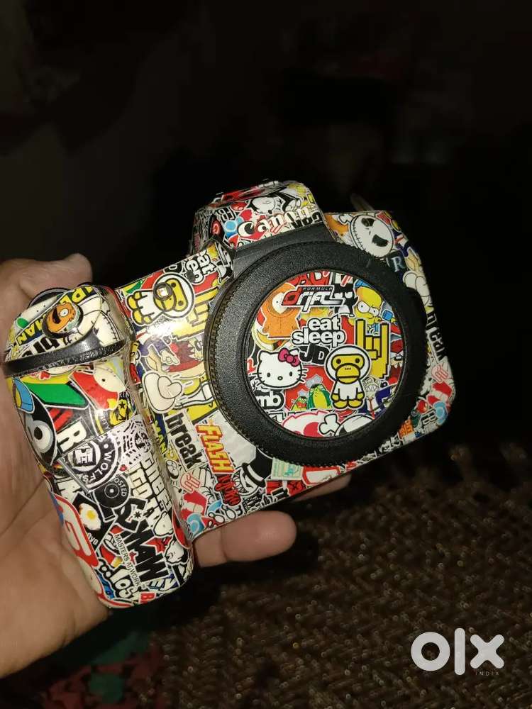 Canon eos r good condition perfect 2 battery original charger hai