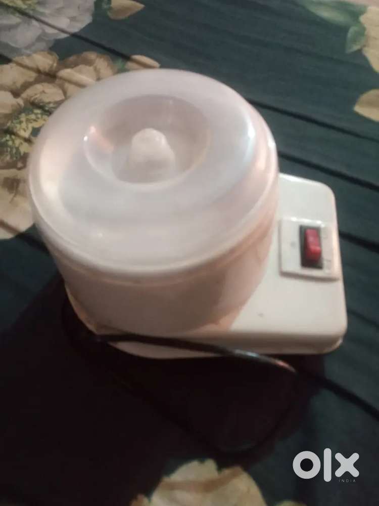 Wax heater