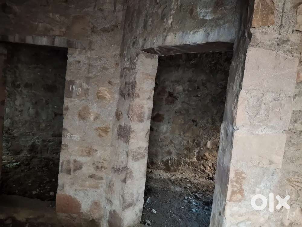 27 x50 skeleton house price 60 lakh East face