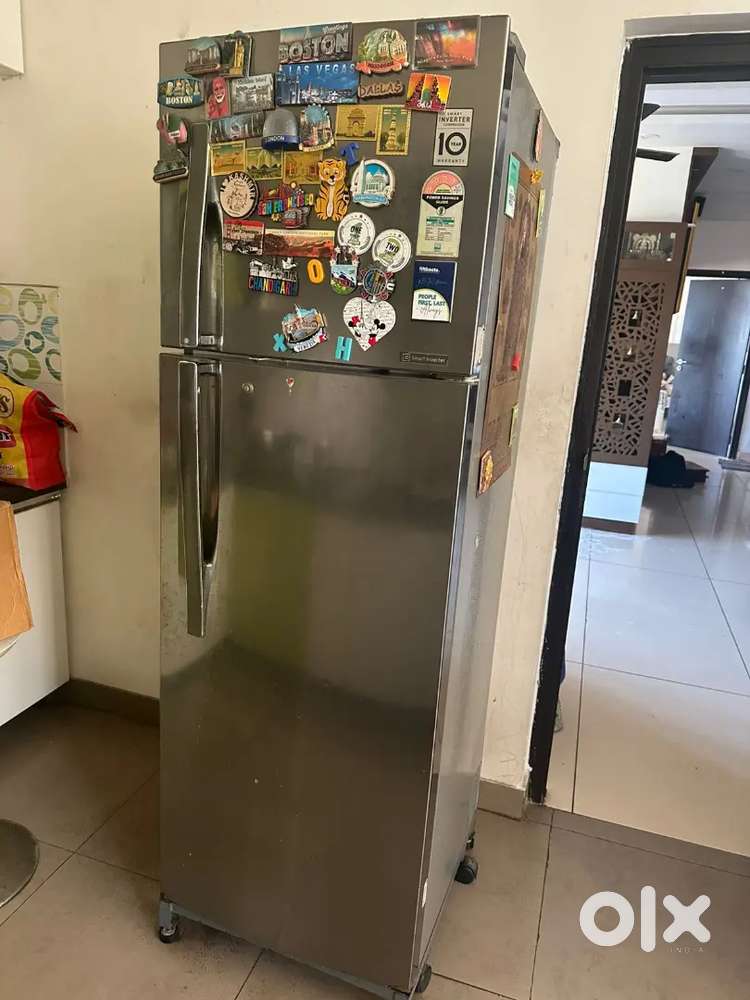 LG Fridge 360 Litres for sale Rs. 10000 (negotiable)