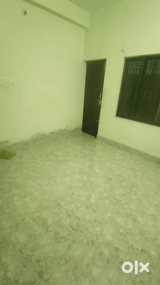 2bhk room available near delta square
