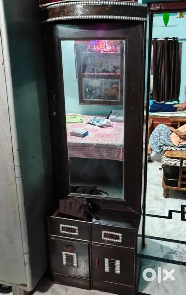 Dressing table for sale