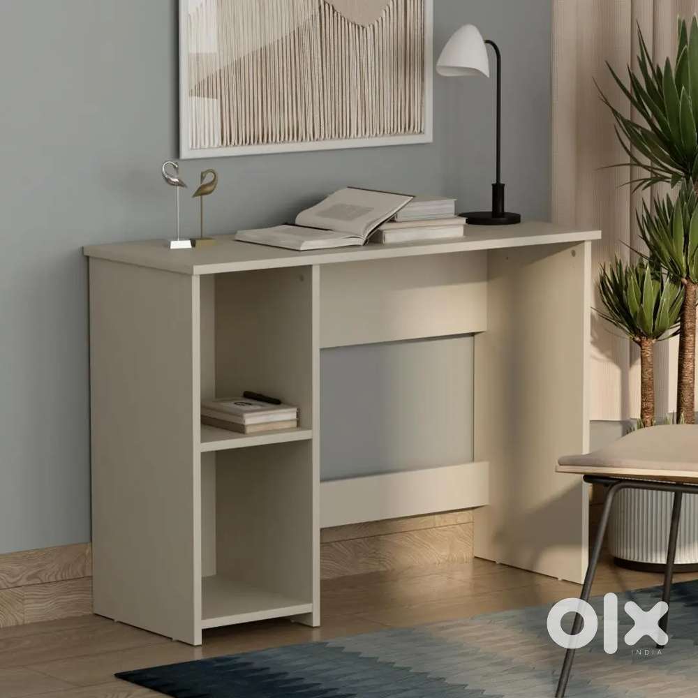 Studytable brand new