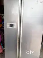 L.G side by side refrigerator