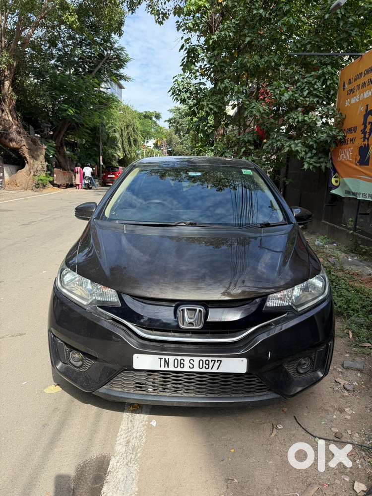 Honda Jazz 2016 Petrol automatic Well Maintained