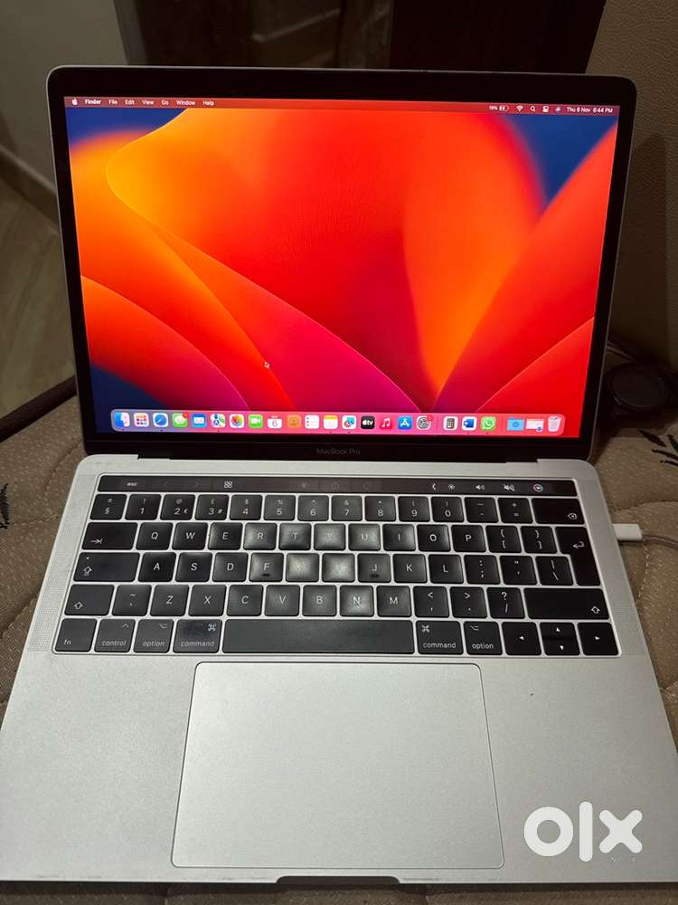 MacBook pro 13inch i5