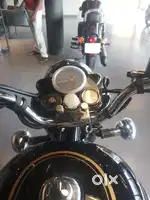 Kick start BULLET 350 STANDARD GOING abord.