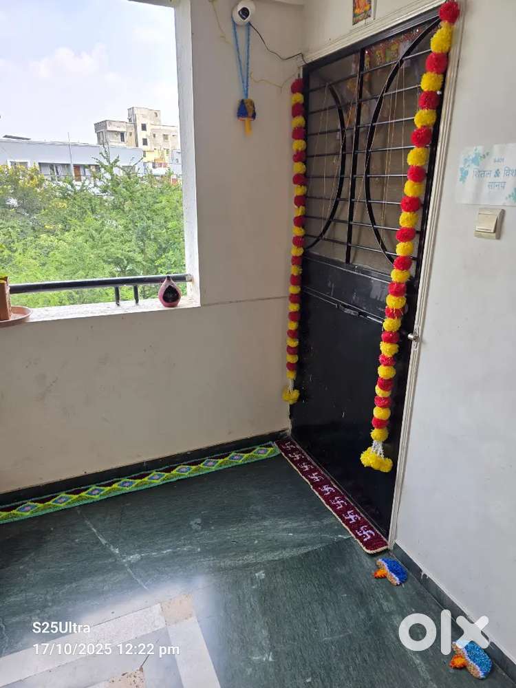 2BhK 1300sq ft On rent