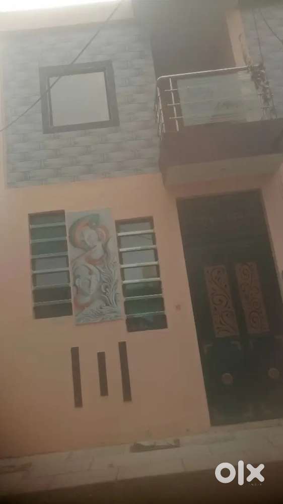 Semi furnished makan for rent