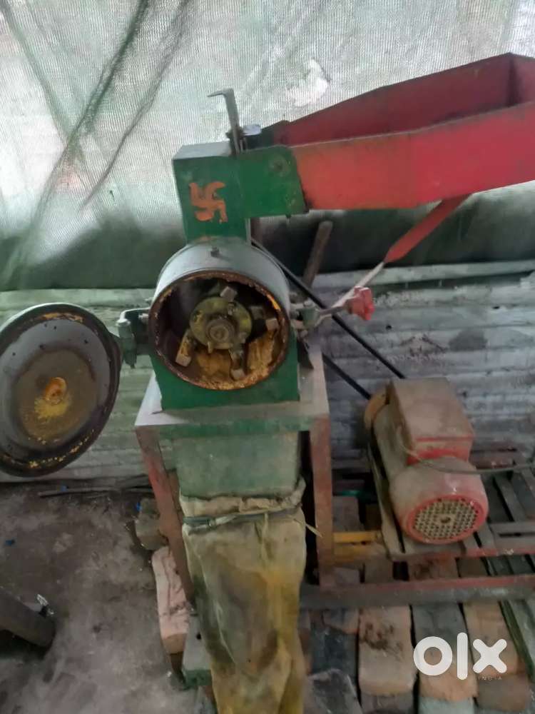 Masala grinding machine