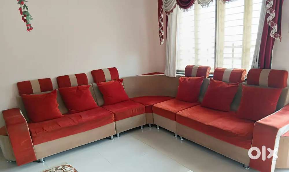 Sofa Set 7 seater With Glass Table
